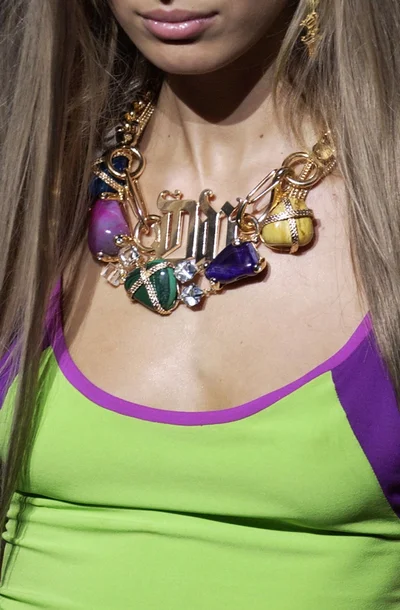 Look 1